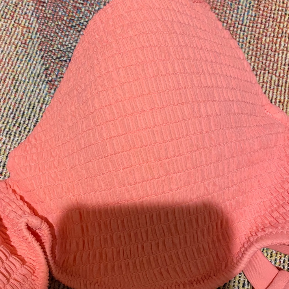 Floral and Leopard Print Bikini Tops Bundle of (6) - Picture 5 of 7